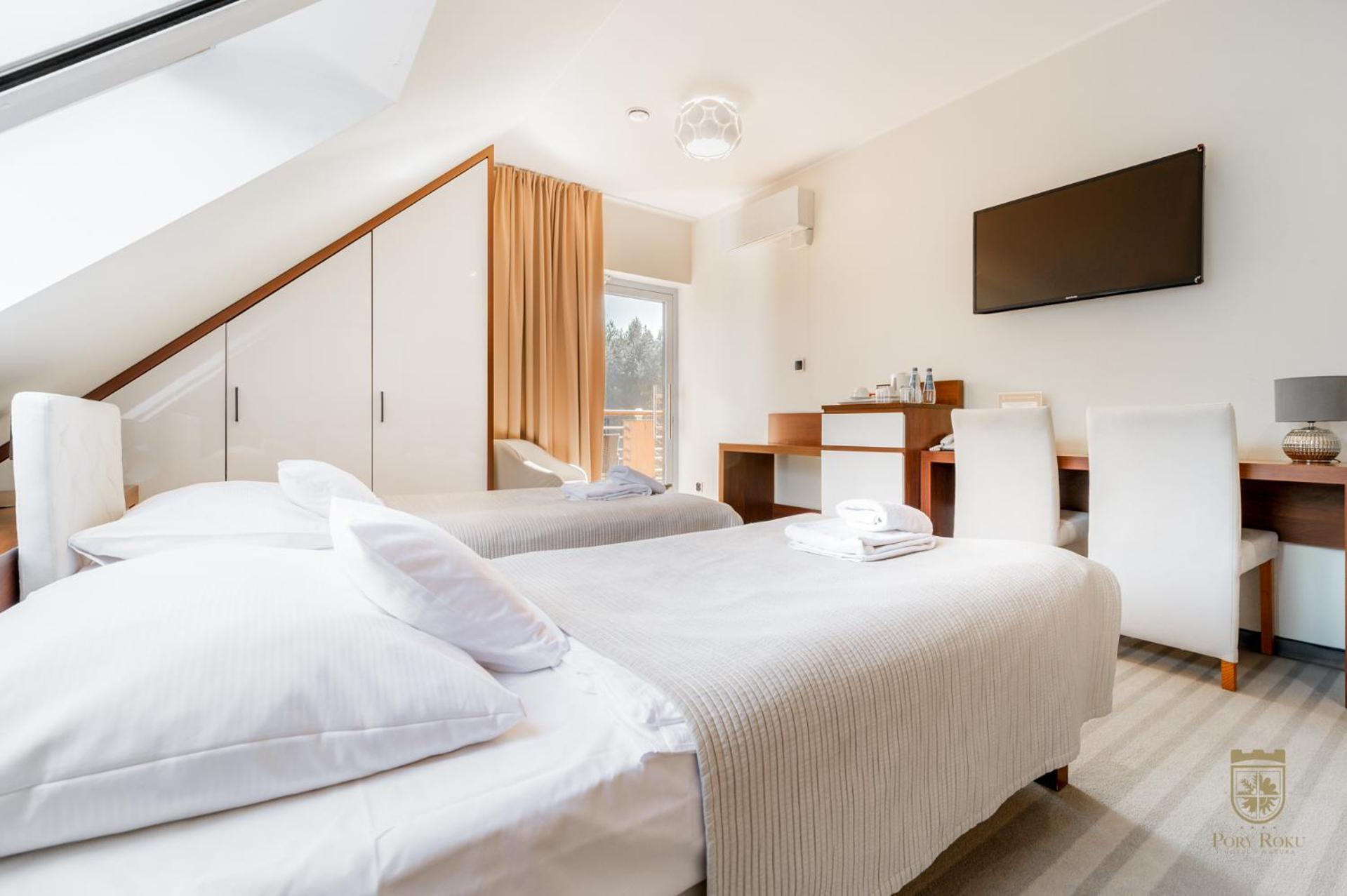 Hotel Pory Roku Czysteblota ภายนอก รูปภาพ